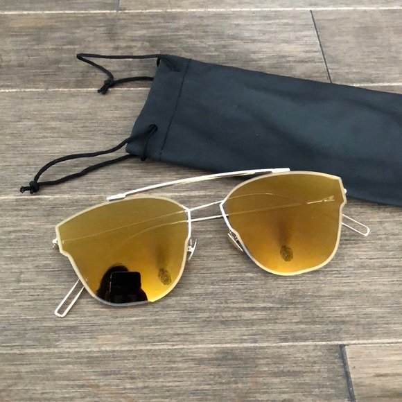 2/40$ 🛍 Trendy gold reflective sunglasses - Picture 2 of 3